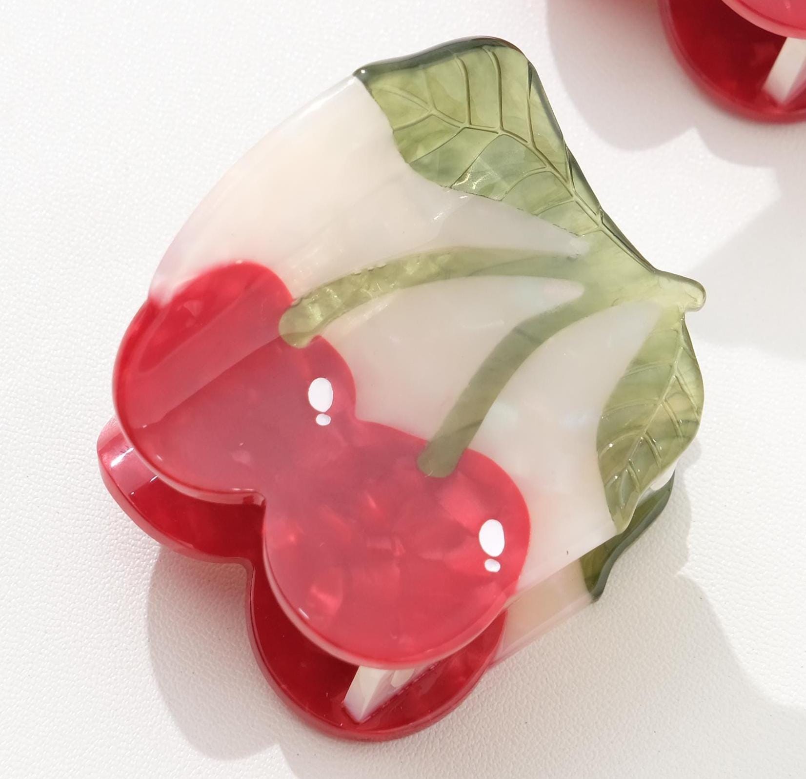 Cherry Claw Clip - Small
