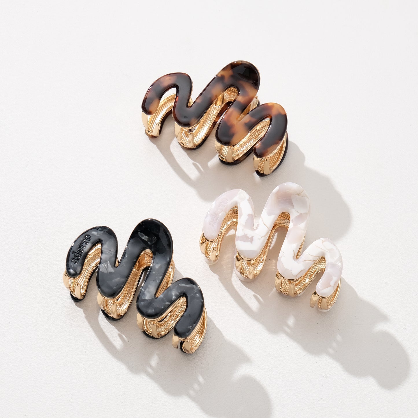 Willow Mini Vintage Snow | Mini Squiggle Metal Claw Clip