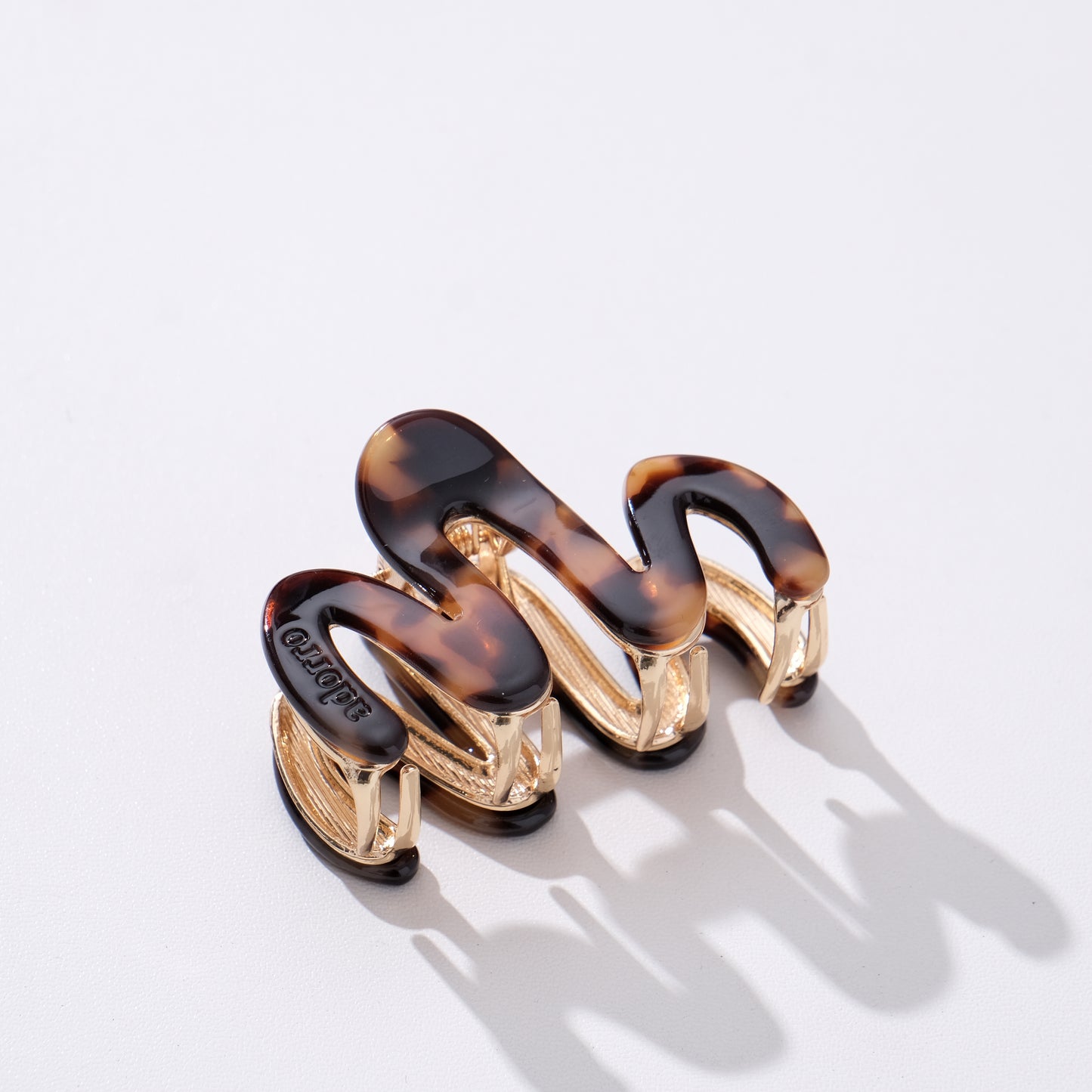 Willow Mini Vintage Snow | Mini Squiggle Metal Claw Clip